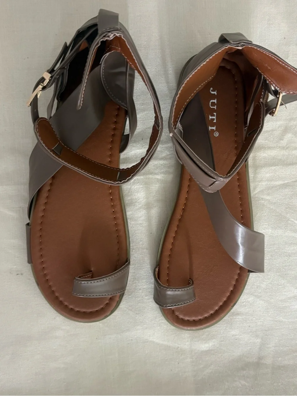 JUTY Toe Loop Ankle Strap Flat Sandals Women Size 10 Gladiator Comfor See Photo